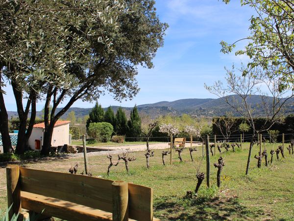 Grand terrain clos